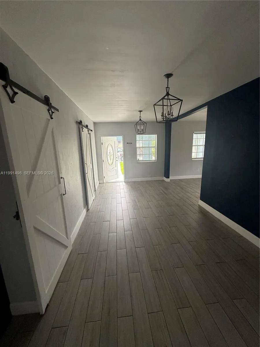 430 NW 60th Ave, Miami FL 33126