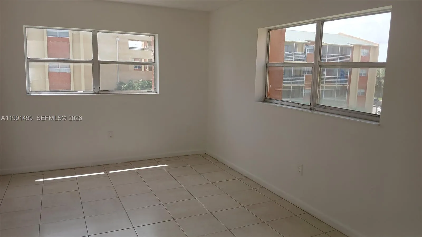 2 bedroom 2 bath for sale at 3610 NW 21st St # 313, Lauderdale Lakes FL 33311