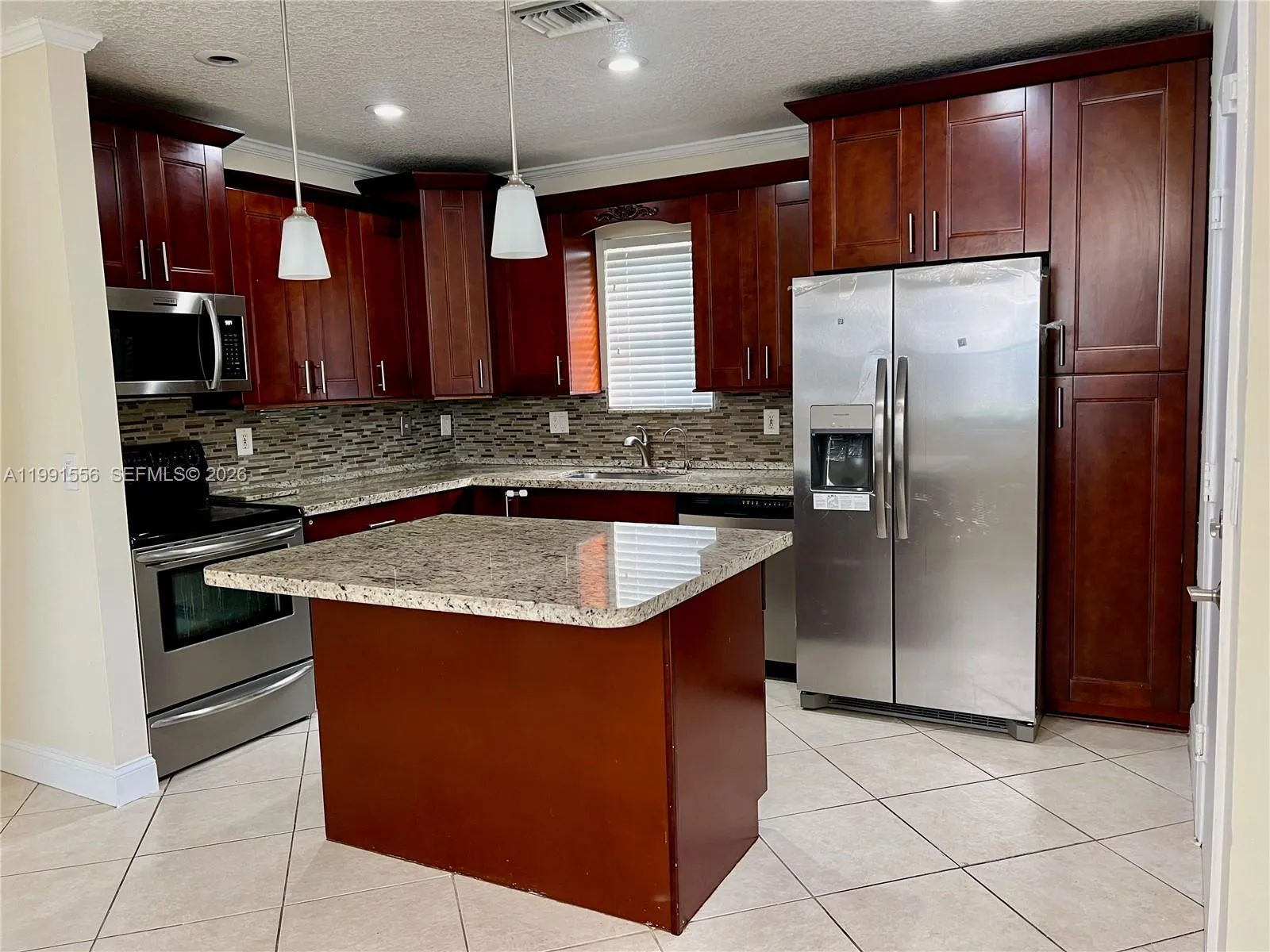 10560 NW 57th Ct, Coral Springs FL 33076