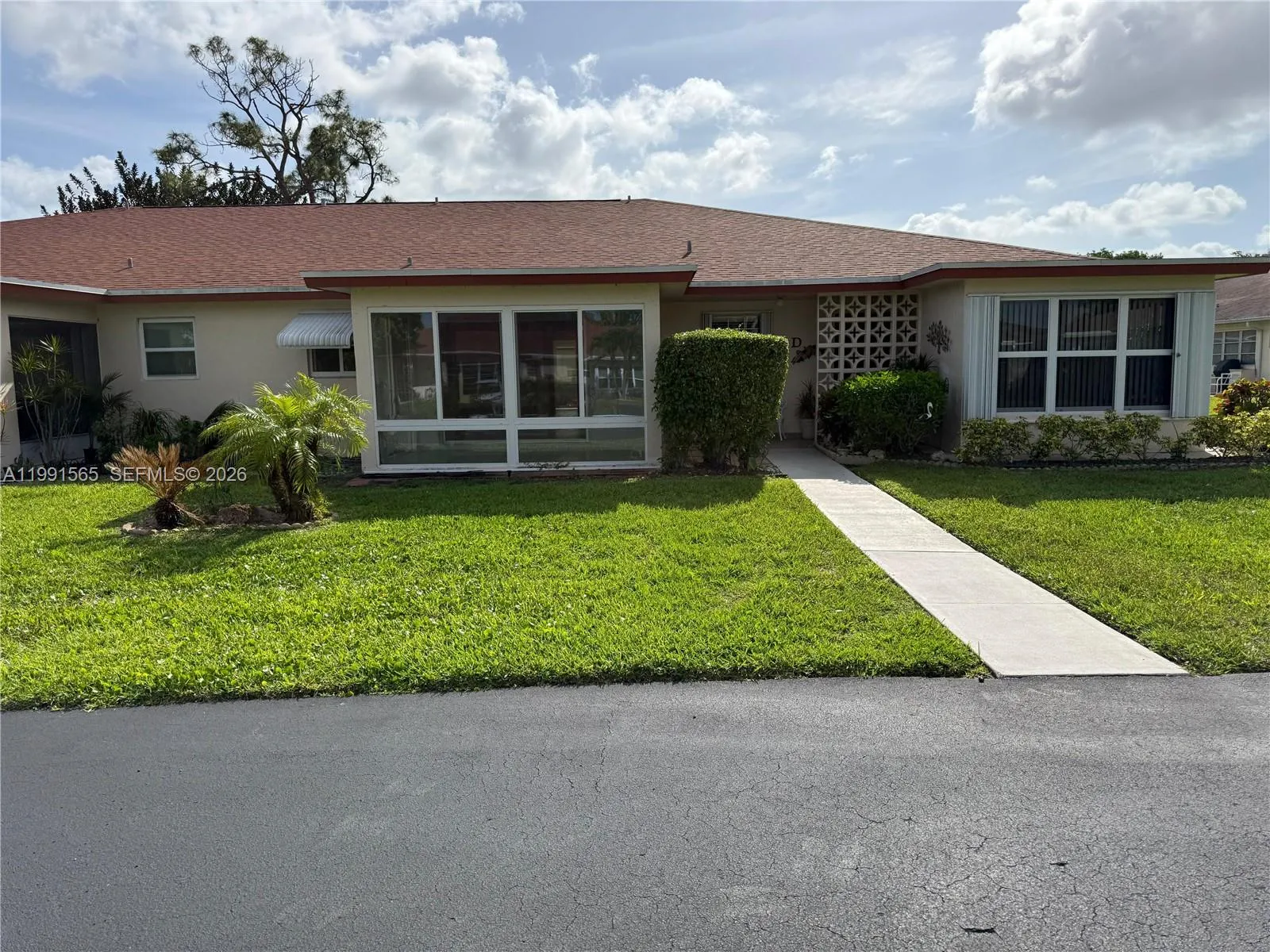 1 bedroom 1 bath for sale at 4710 NW 4th St # C, Delray Beach FL 33445