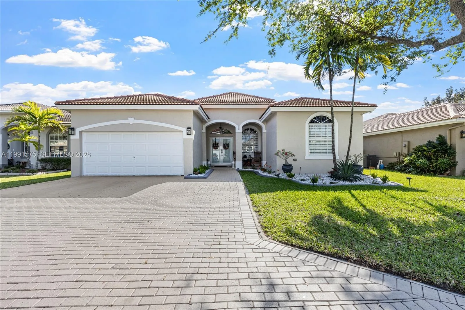 5 bedroom 3 bath for sale at 695 SE 30th Dr, Homestead FL 33033