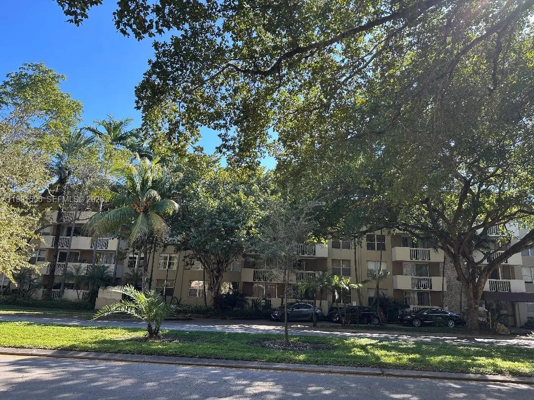 1800 Sans Souci Blvd # 115, North Miami FL 33181
