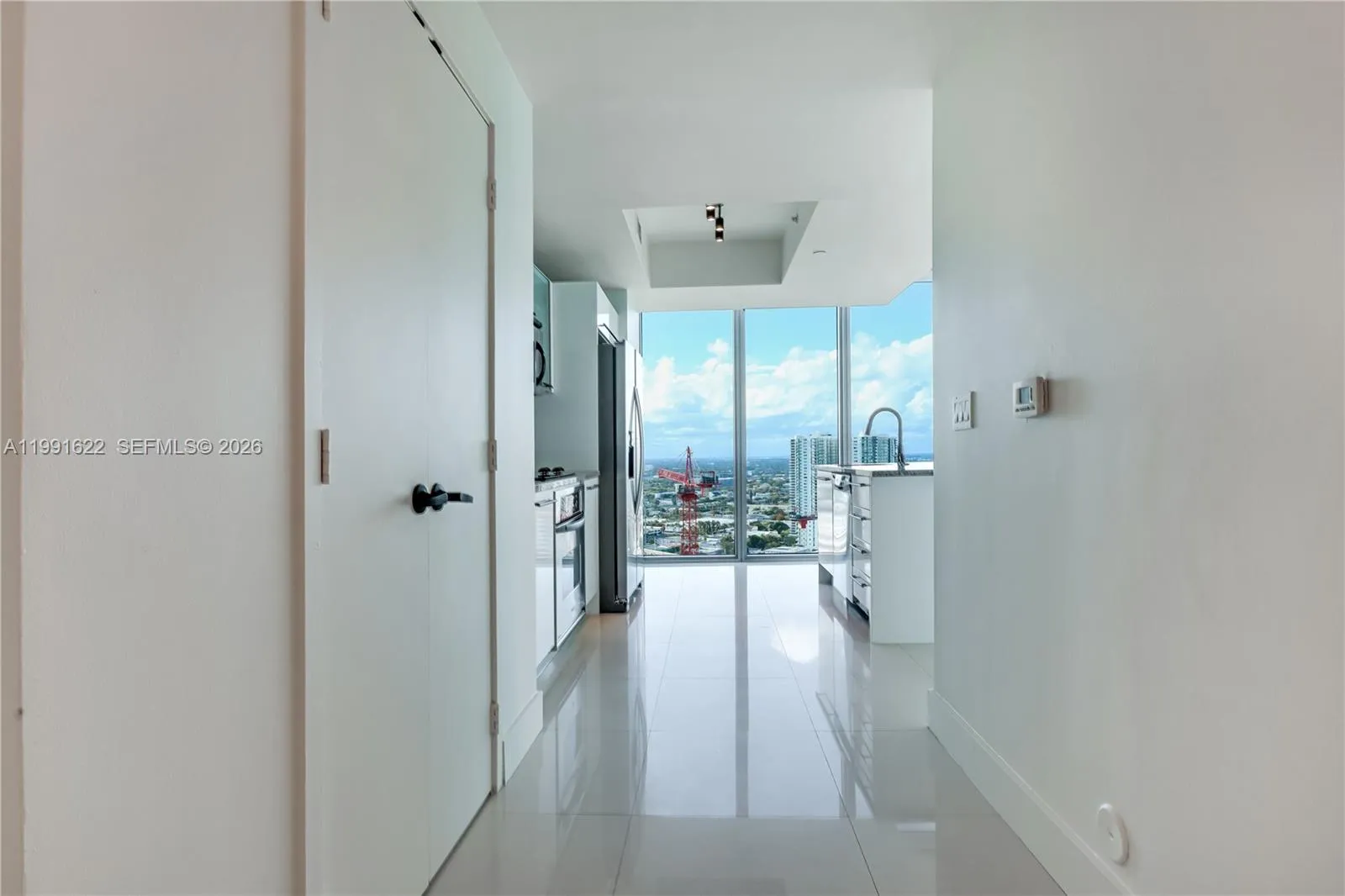 888 Biscayne Blvd # 3112, Miami FL 33132