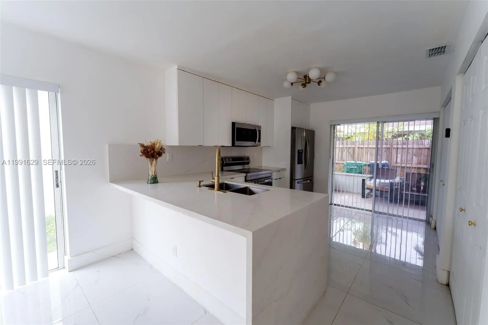22226 SW 98th Pl, Cutler Bay FL 33190