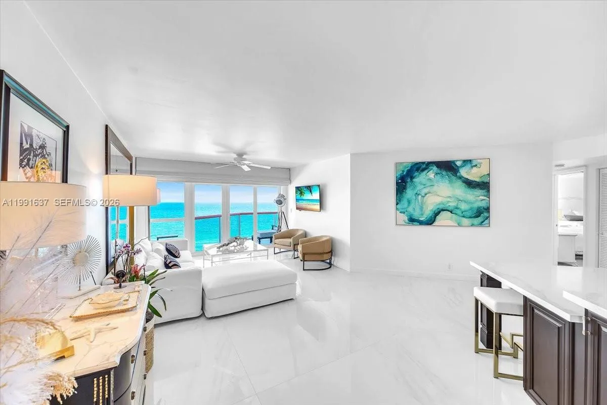 6767 Collins Ave # 1110, Miami Beach FL 33141