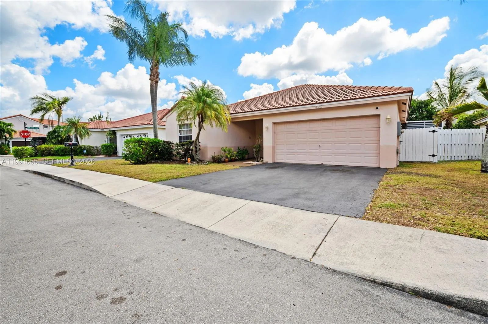 12556 NW 10th Pl, Sunrise FL 33323