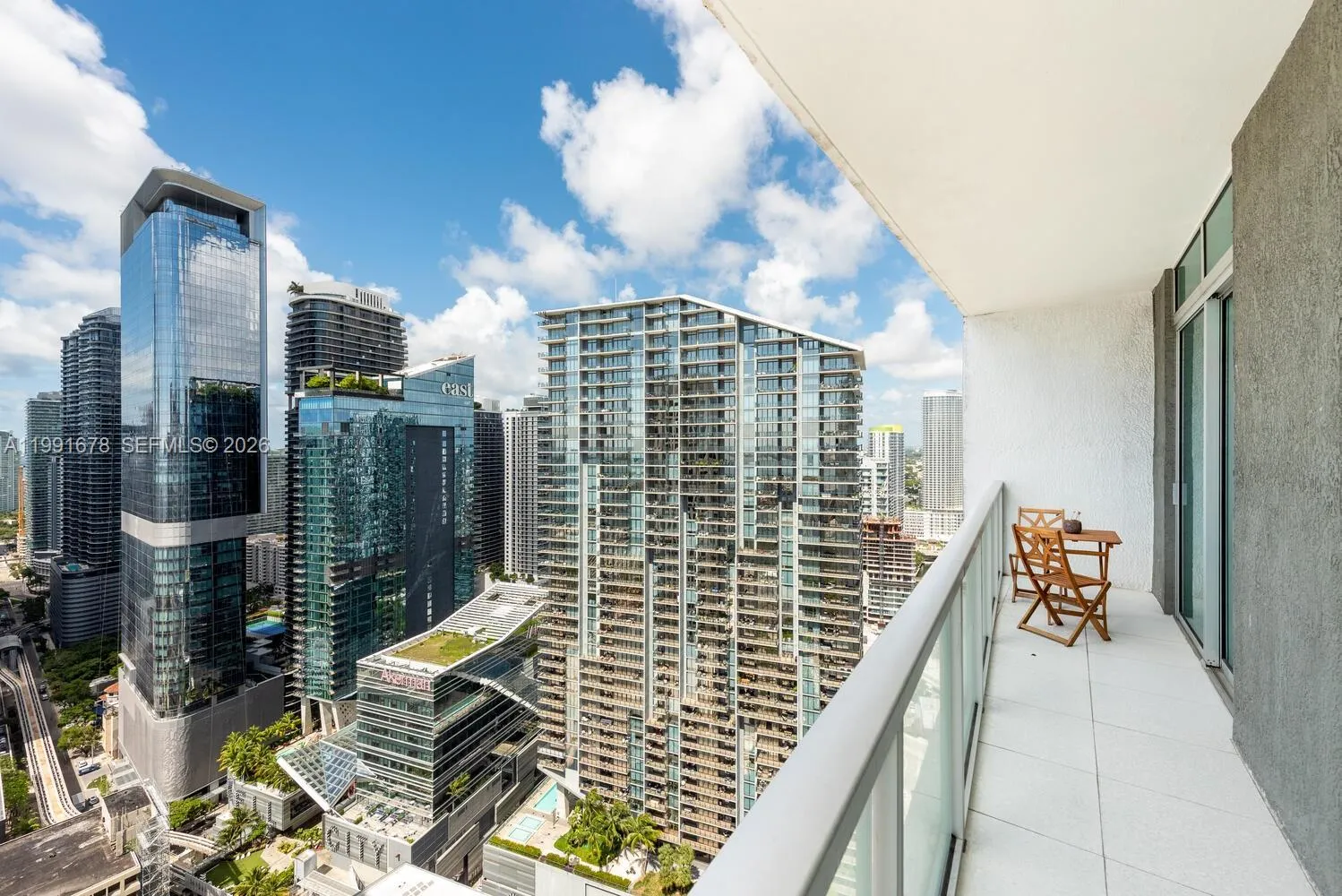 1 bedroom 1 bath for sale at 55 SE 6th St # 4308, Miami FL 33131