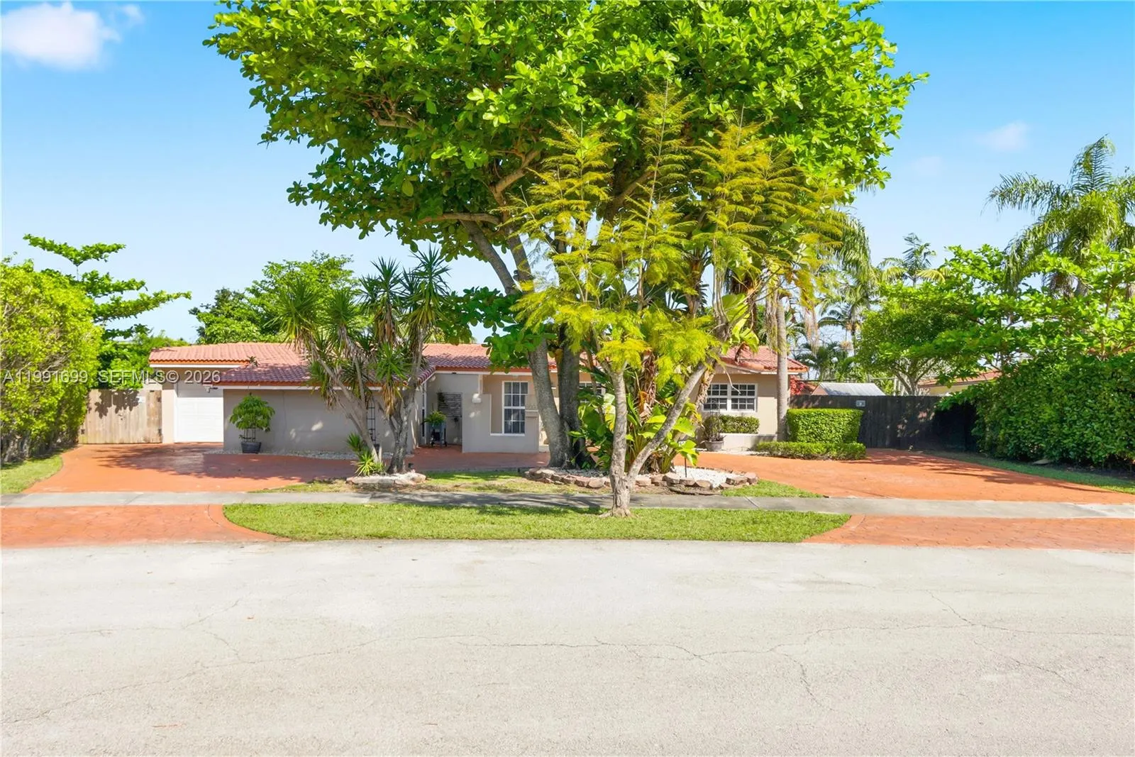 9955 SW 74th St, Miami FL 33173