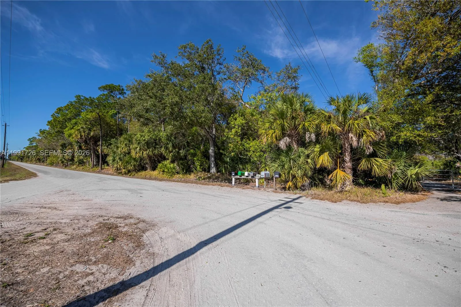 900 G RD, La Belle FL 33935
