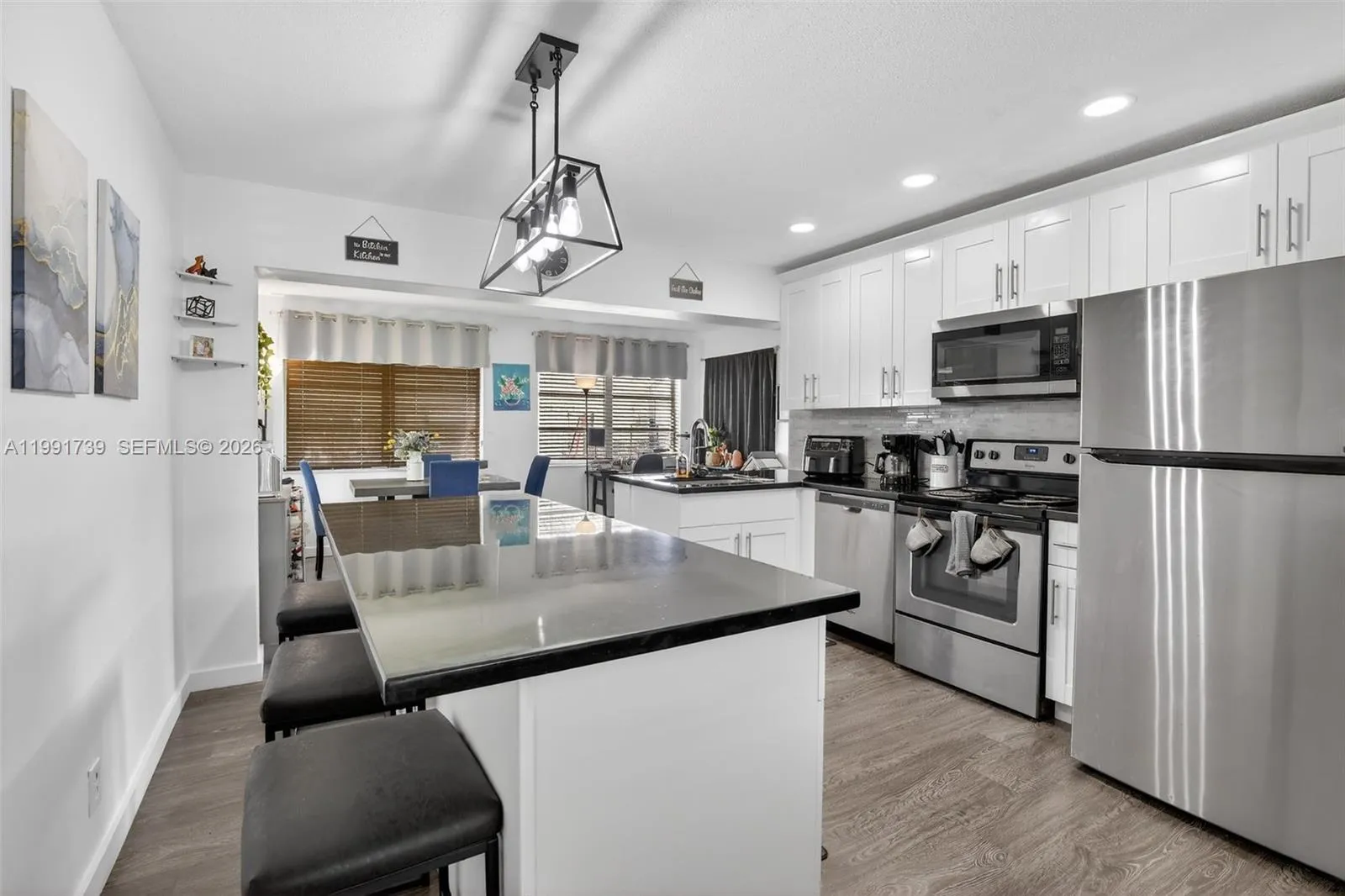 5404 NW 27th Way, Tamarac FL 33309