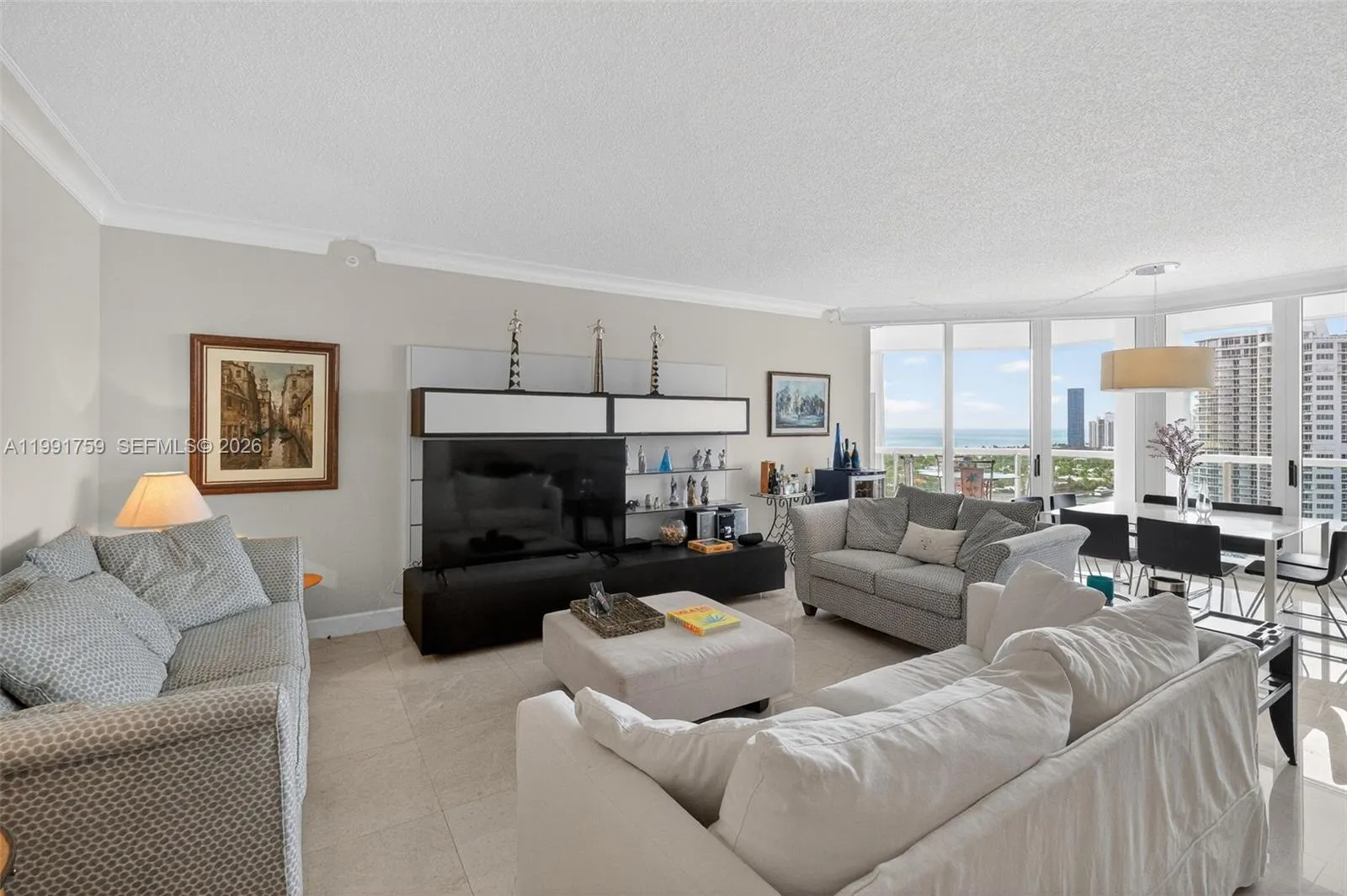 21050 Point Pl # 2202, Aventura FL 33180