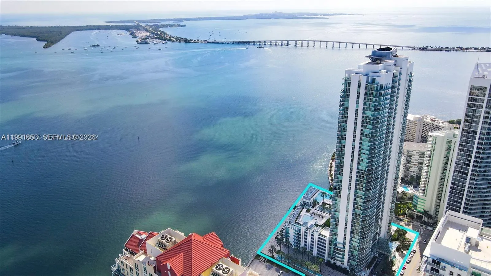 2 bedroom 3 bath for sale at 1331 Brickell Bay Dr # 903, Miami FL 33131