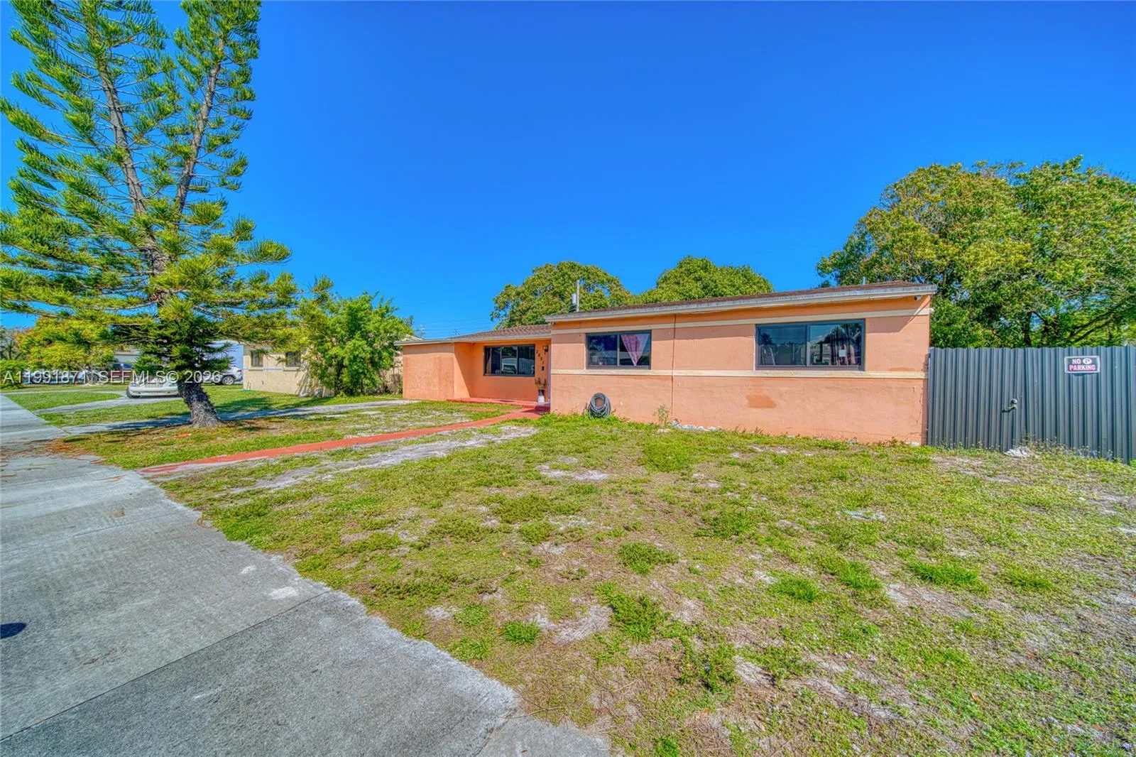 2451 NW 182nd Ter, Miami Gardens FL 33056