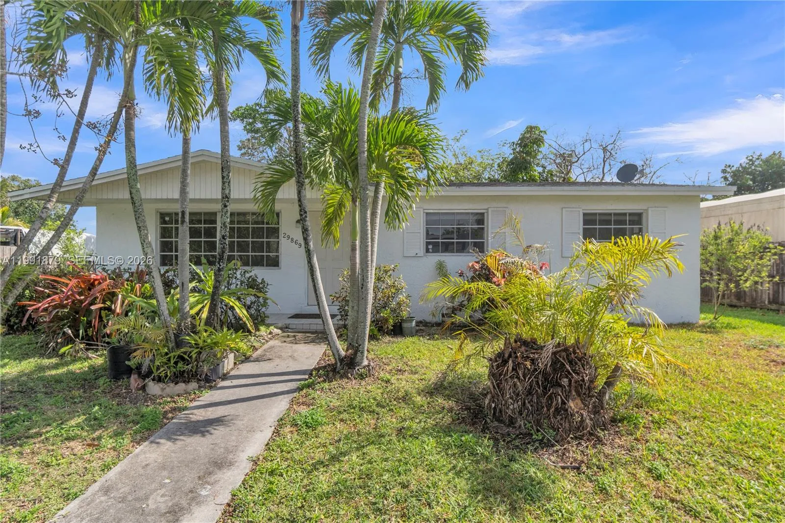 3 bedroom 2 bath for sale at 29869 SW 159th Dr, Homestead FL 33033