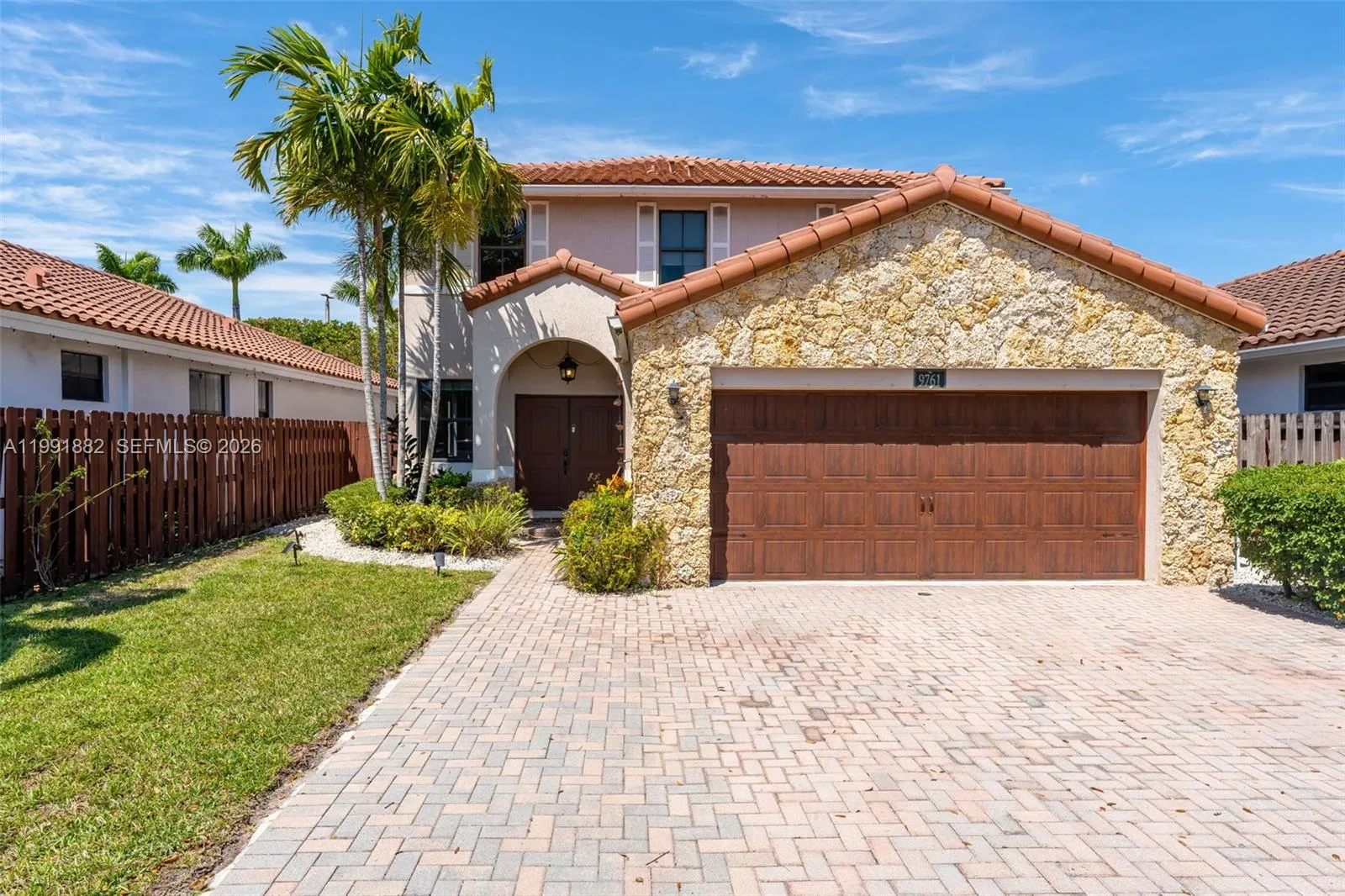 9761 NW 9th St, Miami FL 33172
