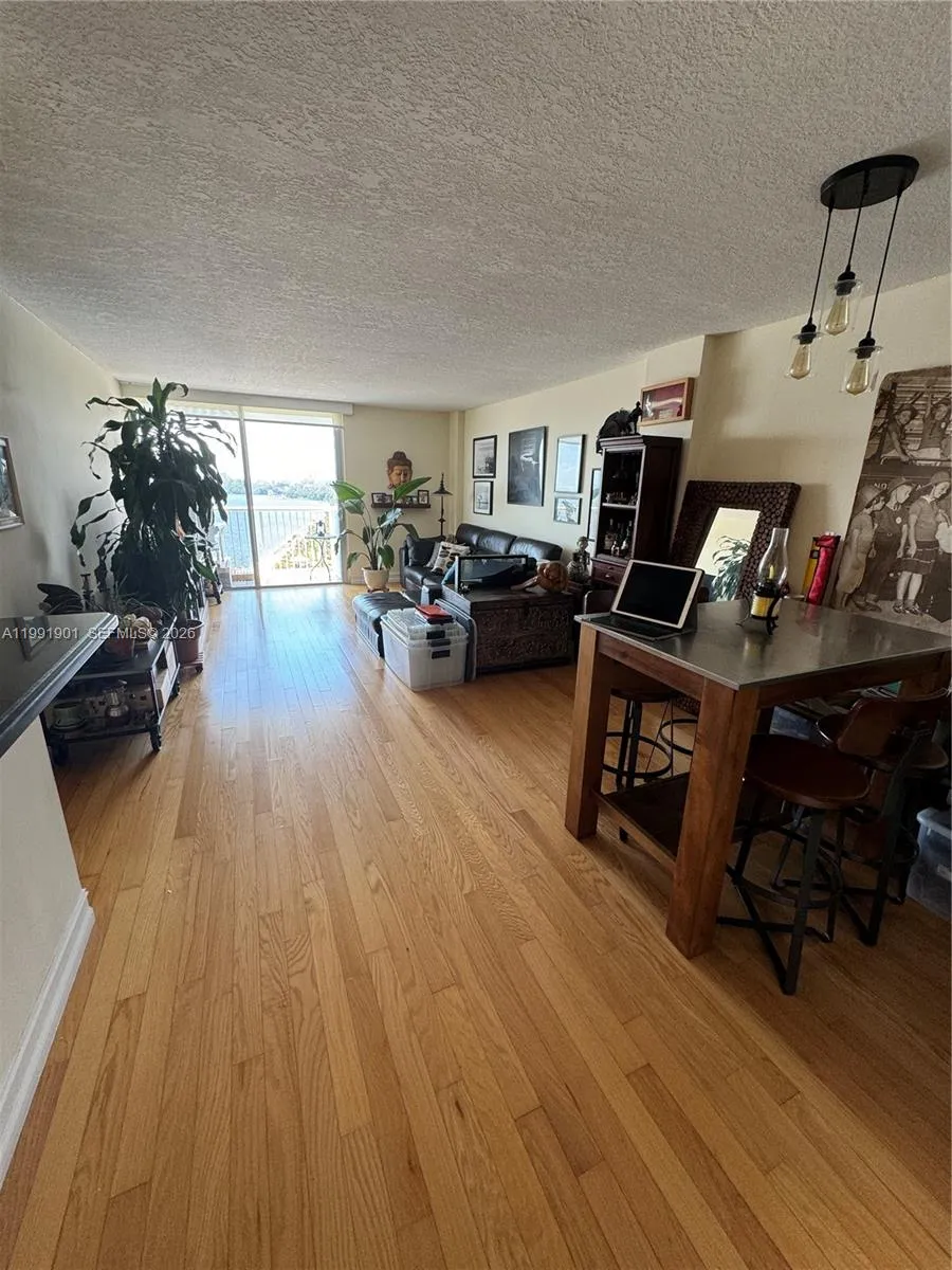 150 SE 25th Rd # 11L, Miami FL 33129