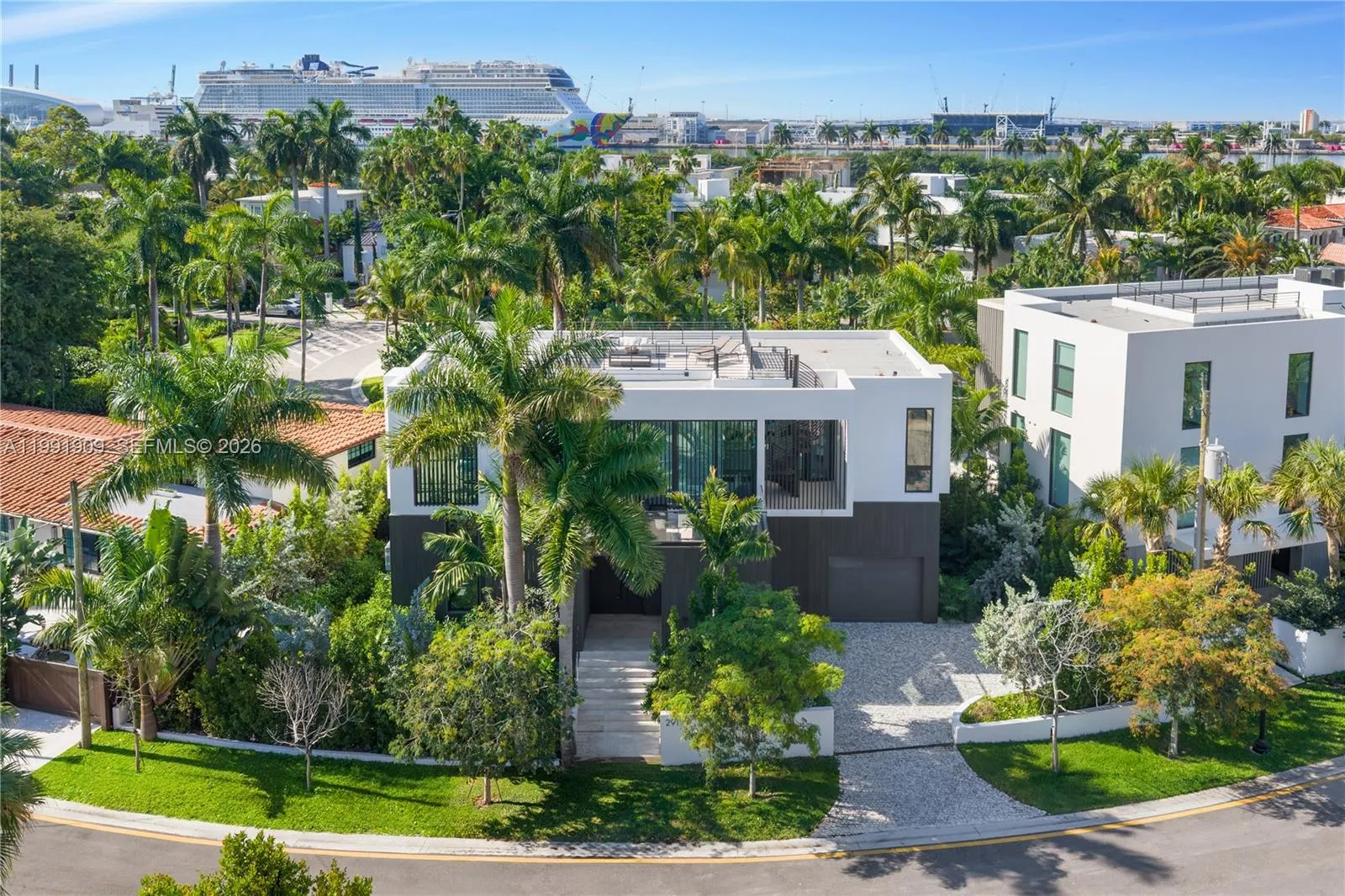 4 bedroom 4 bath for sale at 291 Palm Ave, Miami Beach FL 33139