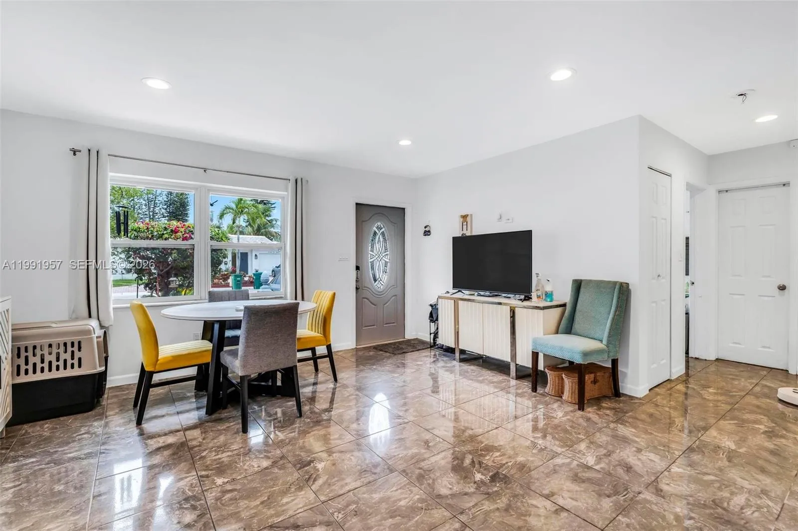7211 NW 76th St, Tamarac FL 33321