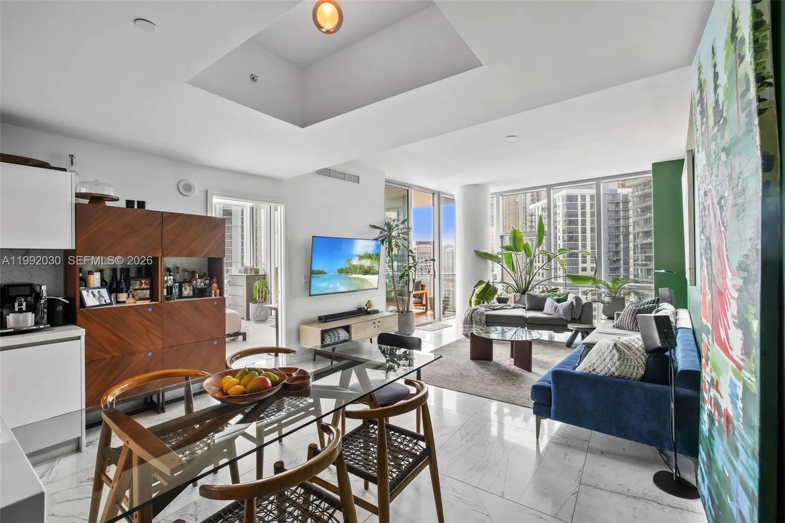 851 NE 1st Ave # 3211, Miami FL 33132