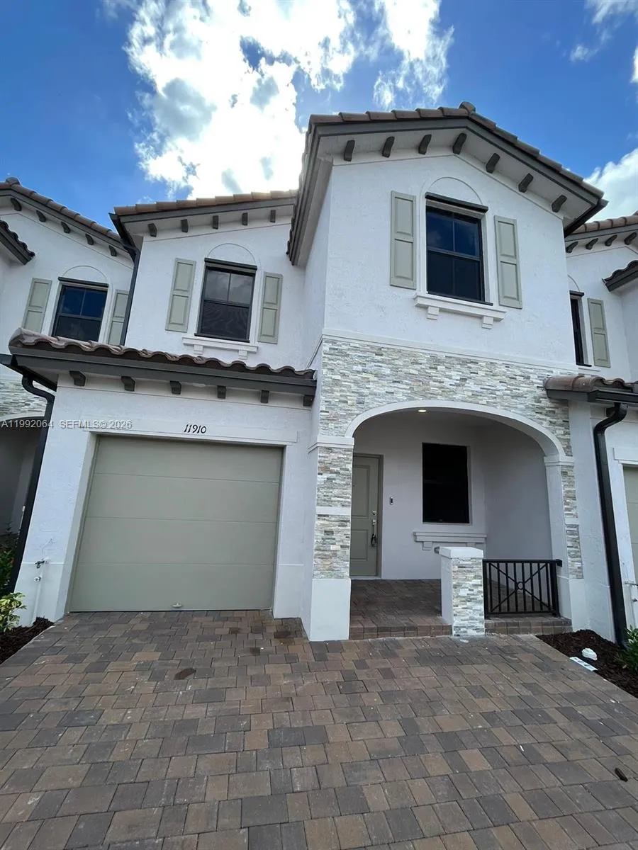 11910 SW 245 Terr # 11910, Homestead FL 33032