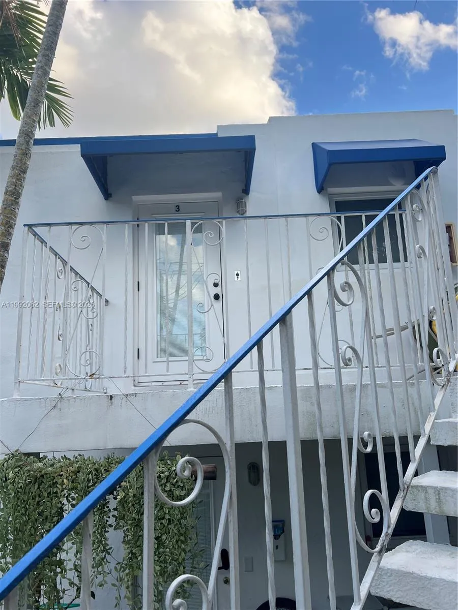 225 SE 16th Ave # 3, Fort Lauderdale FL 33301