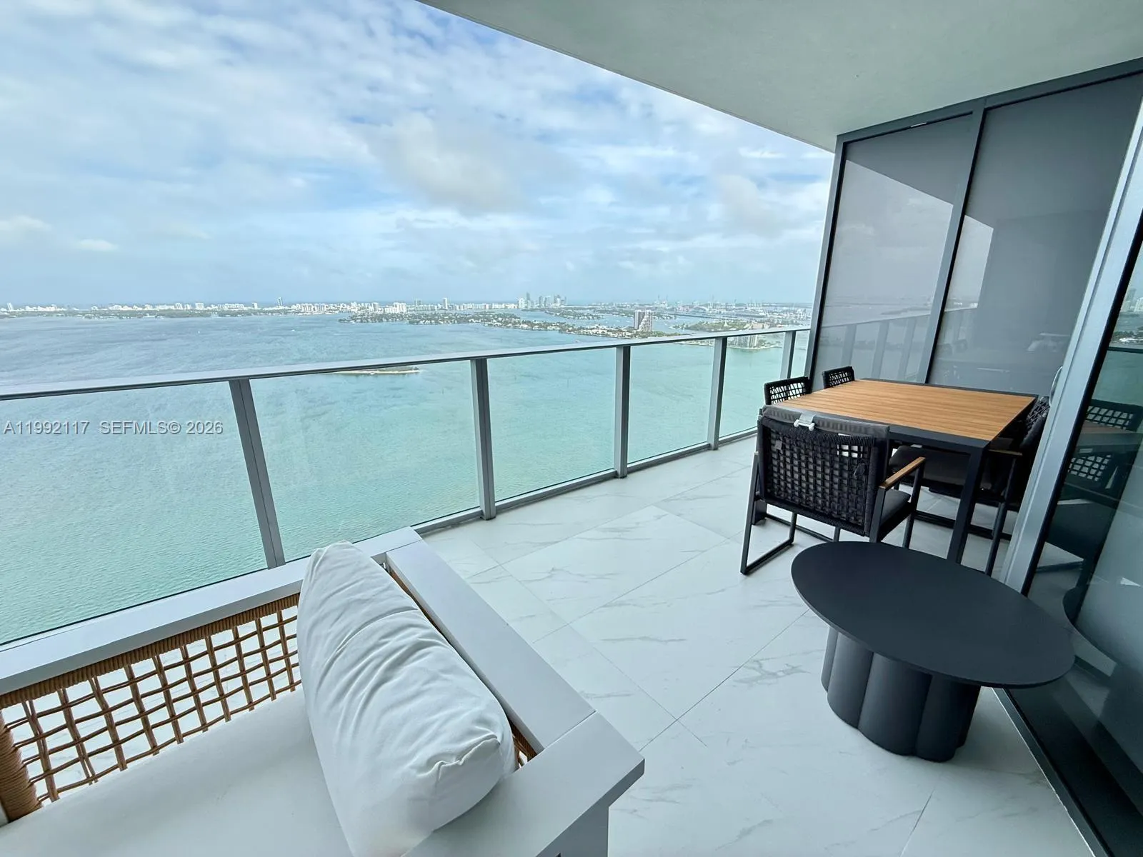 700 NE 24 street # 3802, Miami FL 33137