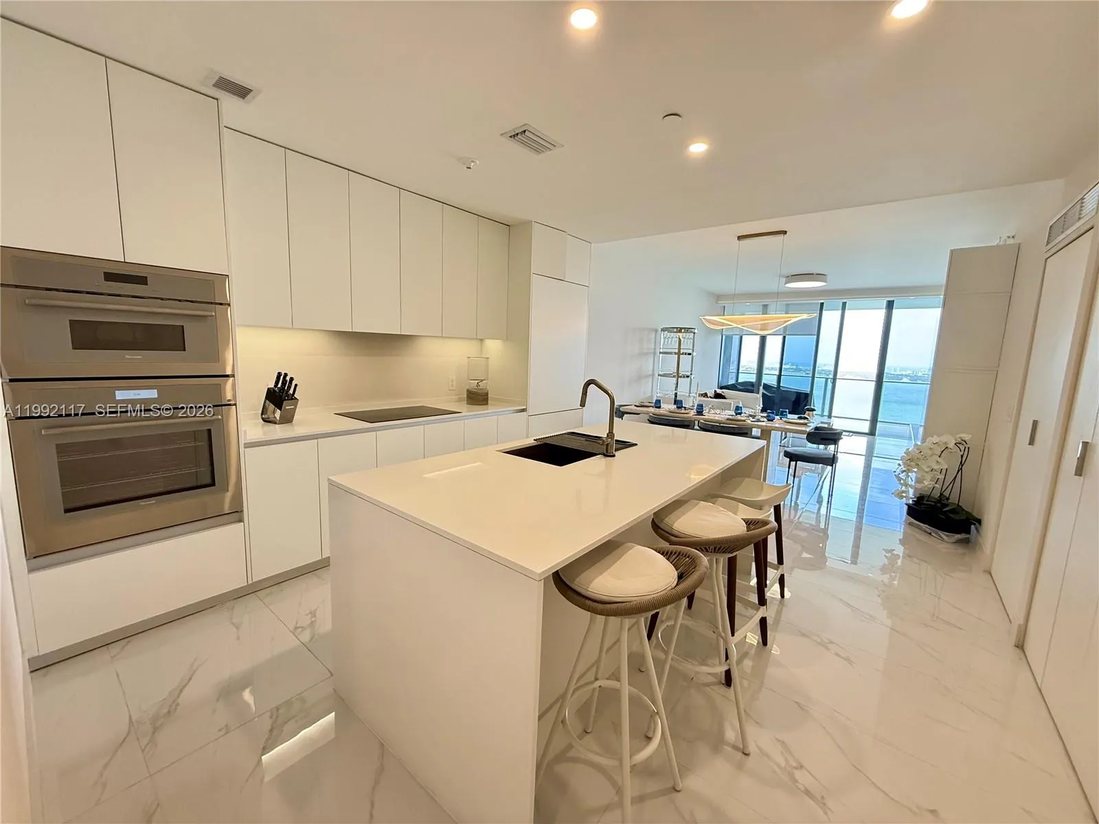 700 NE 24 street # 3802, Miami FL 33137