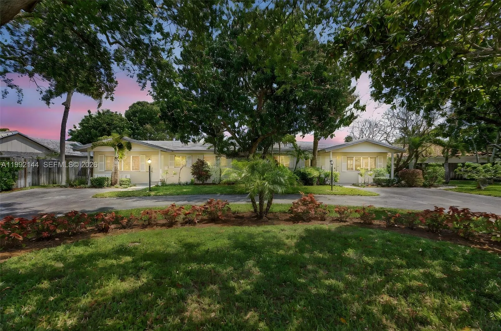 3900 NE 22nd Ave, Lighthouse Point FL 33064