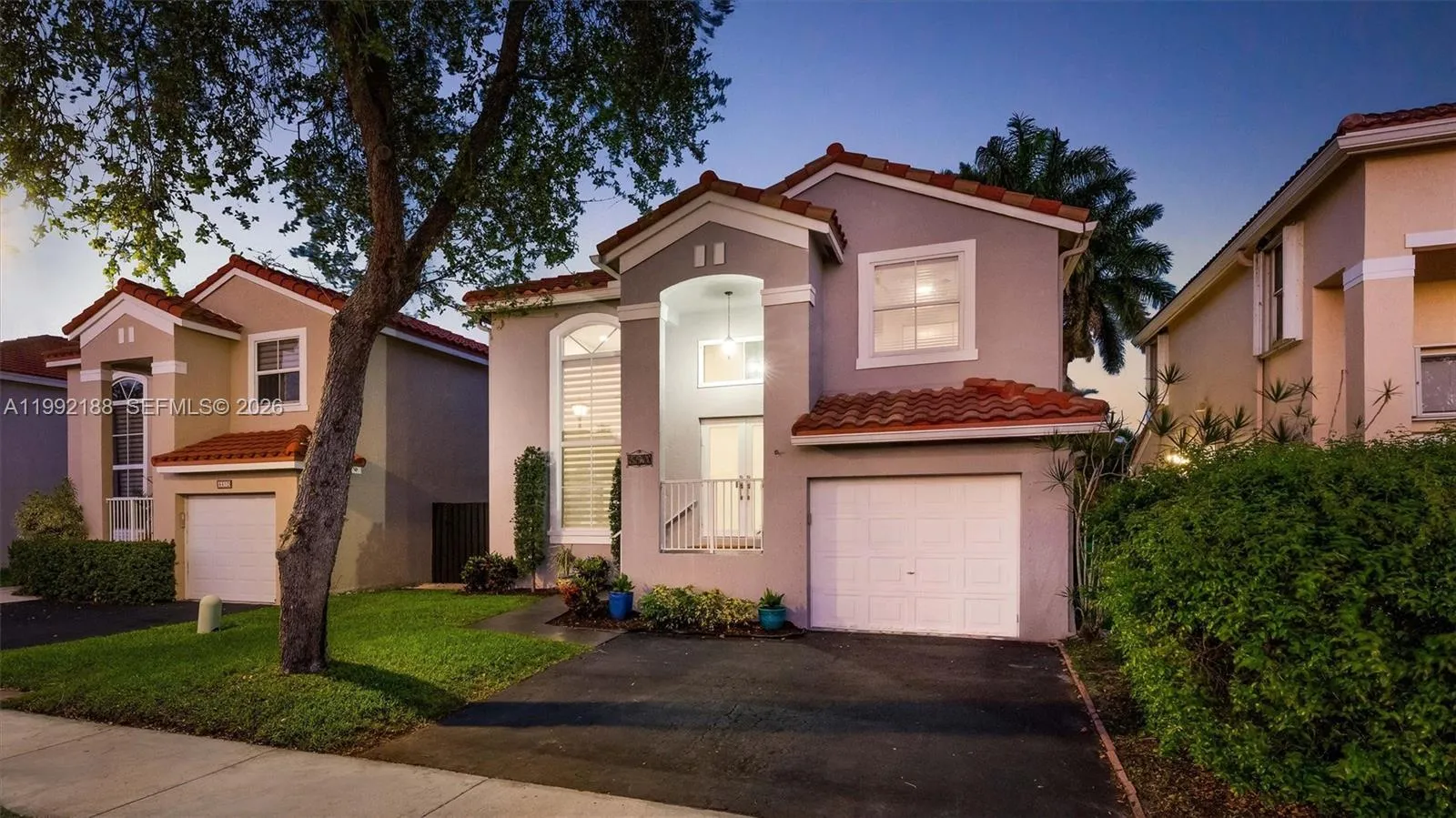 4420 SW 82nd Way, Davie FL 33328