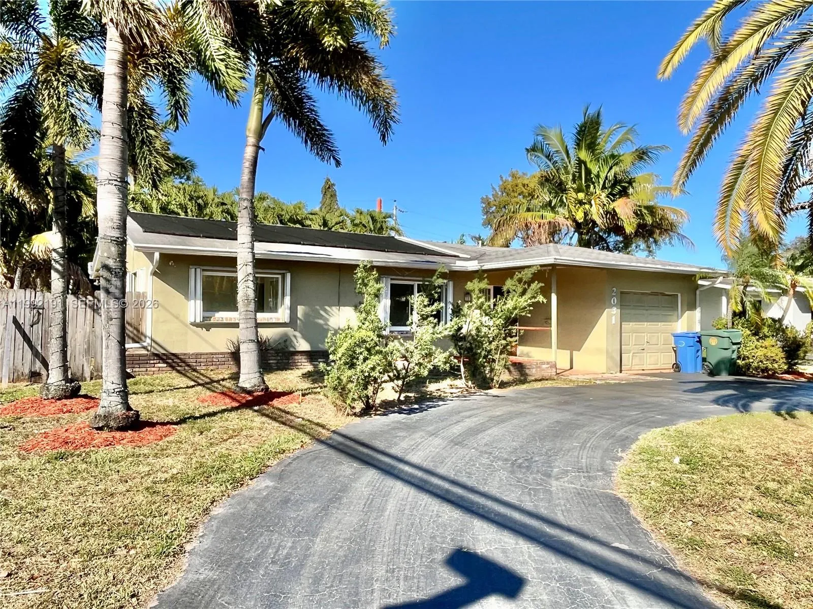 3 bedroom 2 bath for sale at 2031 NW 32nd St, Oakland Park FL 33309