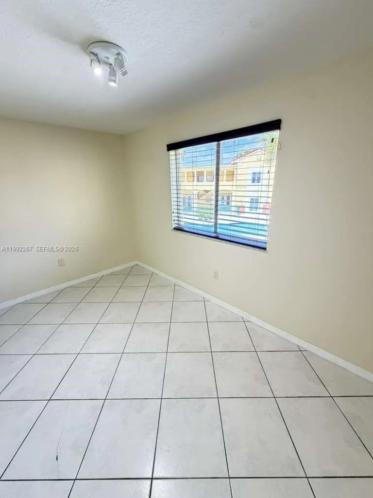 12625 SW 91st St # 209, Miami FL 33186