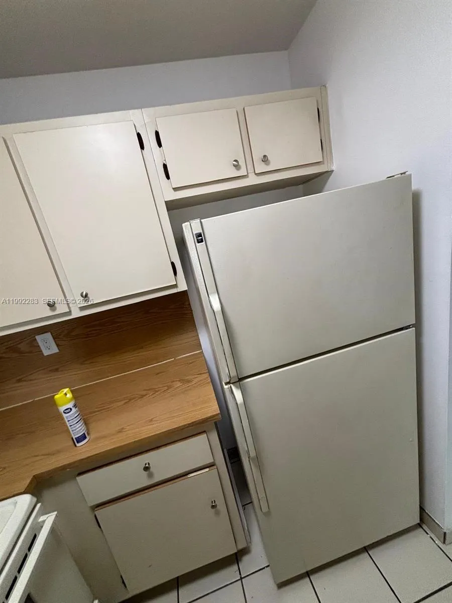 2046 W Flagler St # 205, Miami FL 33135