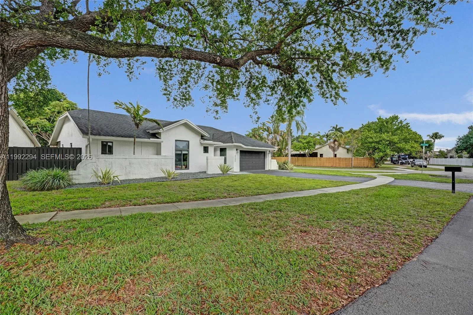 5790 SW 88th Ave, Cooper City FL 33328