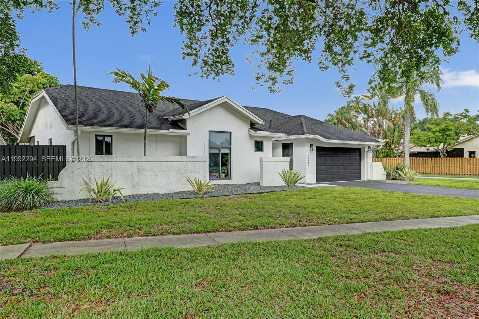 5790 SW 88th Ave, Cooper City FL 33328