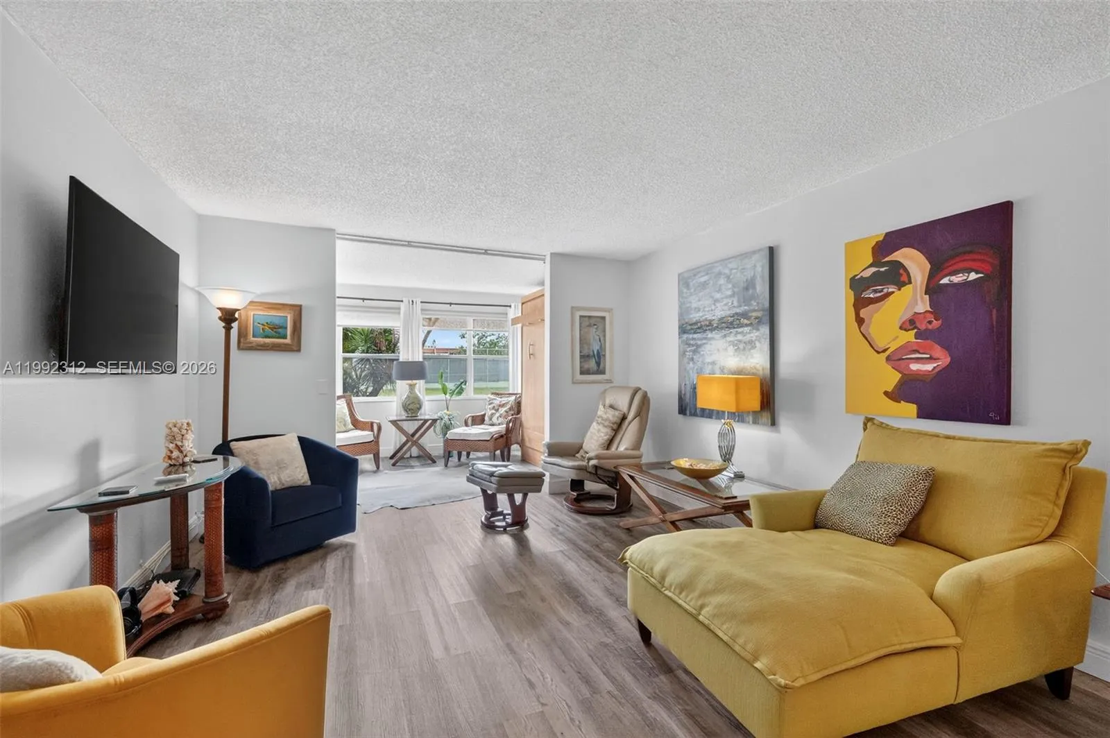 9821 Sunrise Lakes Blvd # 107, Sunrise FL 33322