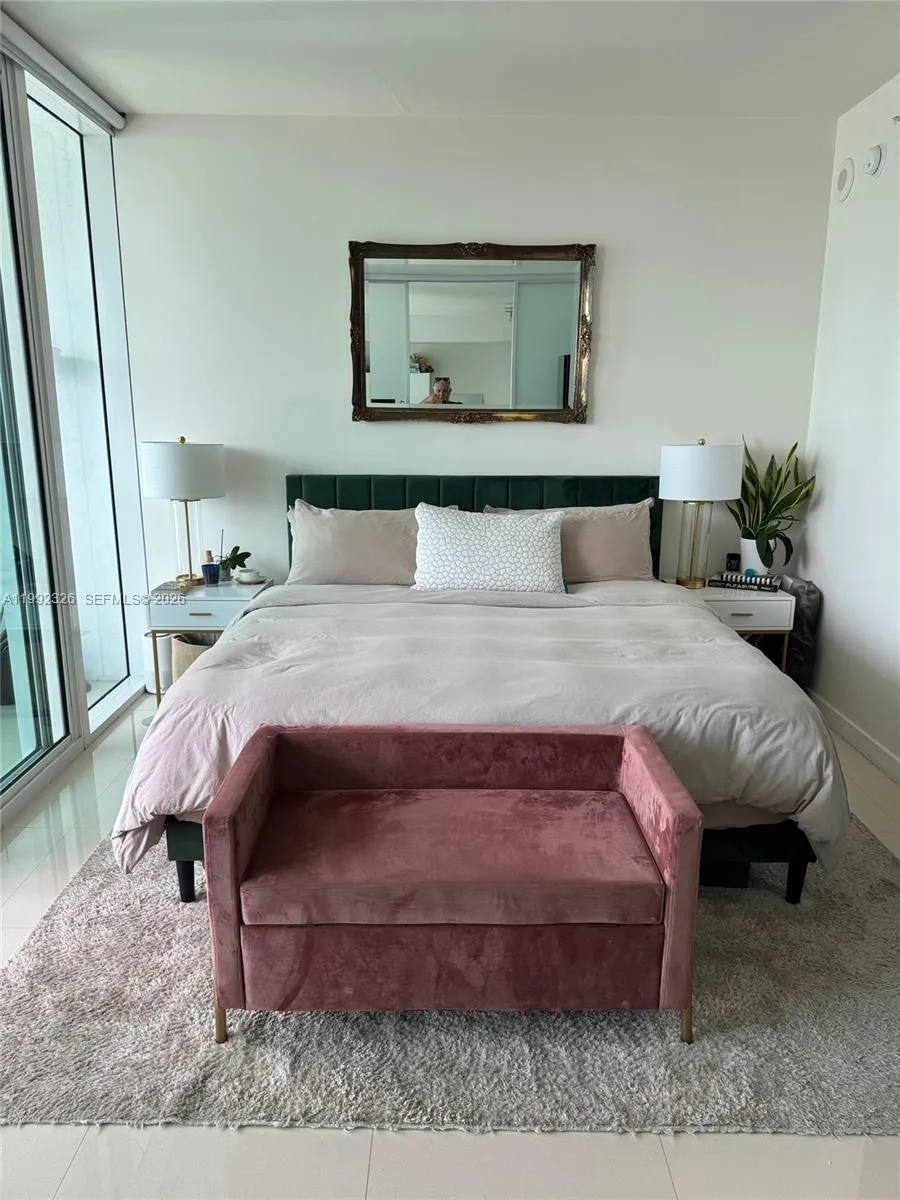 1040 Biscayne Blvd # 2605, Miami FL 33132