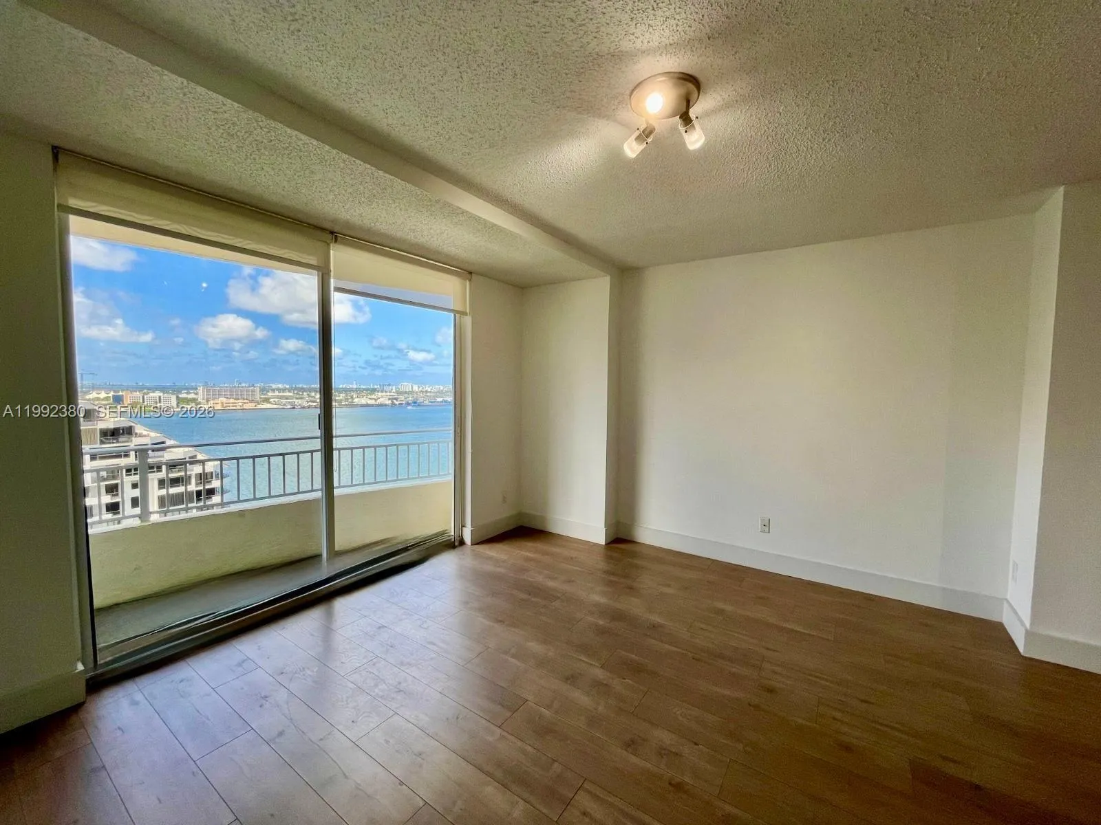 770 Claughton Island Dr # 2009, Miami FL 33131