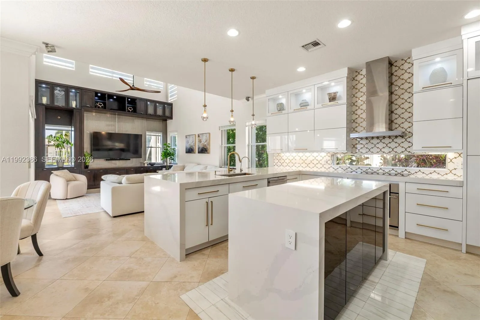 9886 Via Bernini, Lake Worth FL 33467