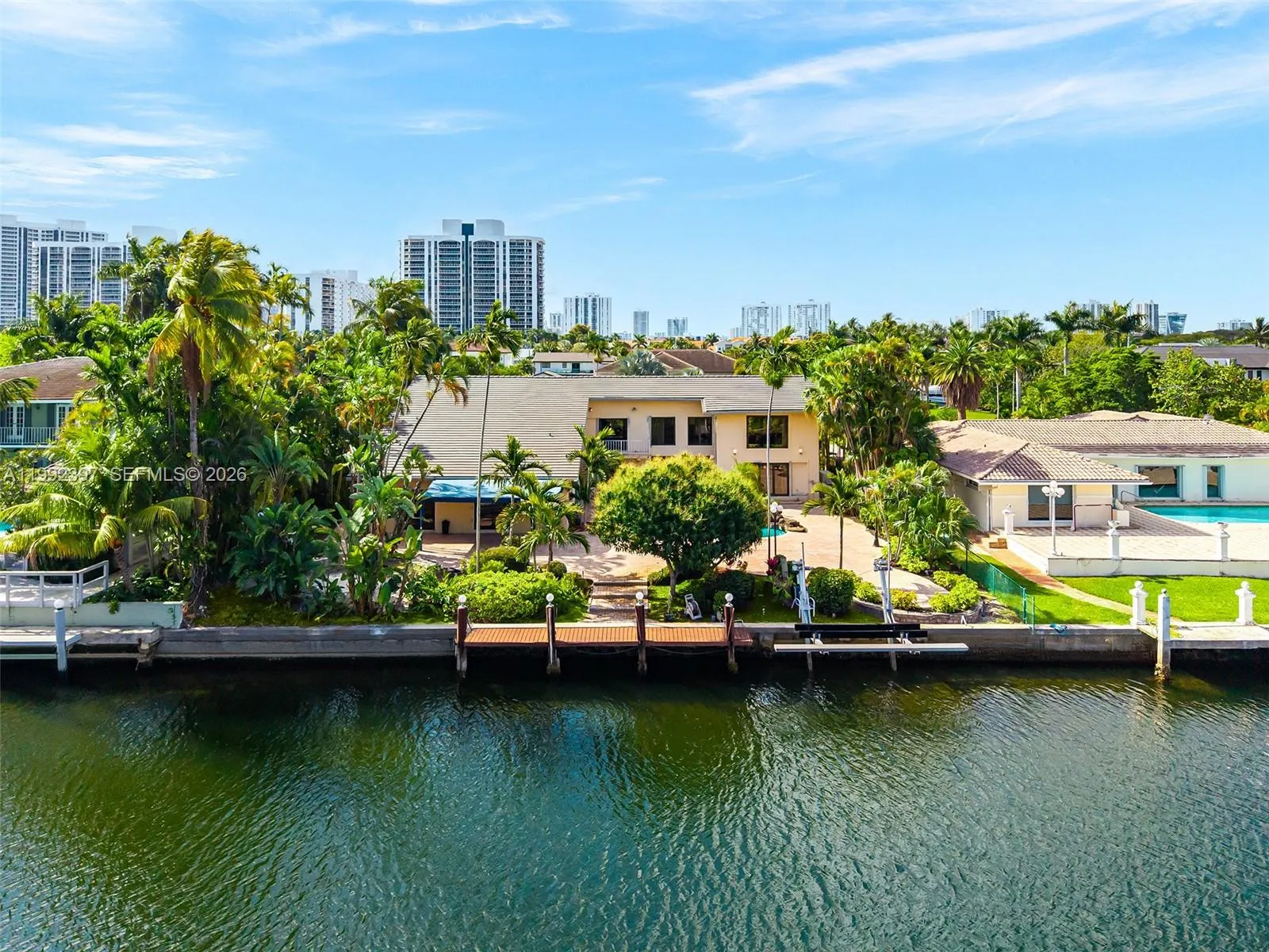 448 Poinciana Dr, Hallandale Beach FL 33009