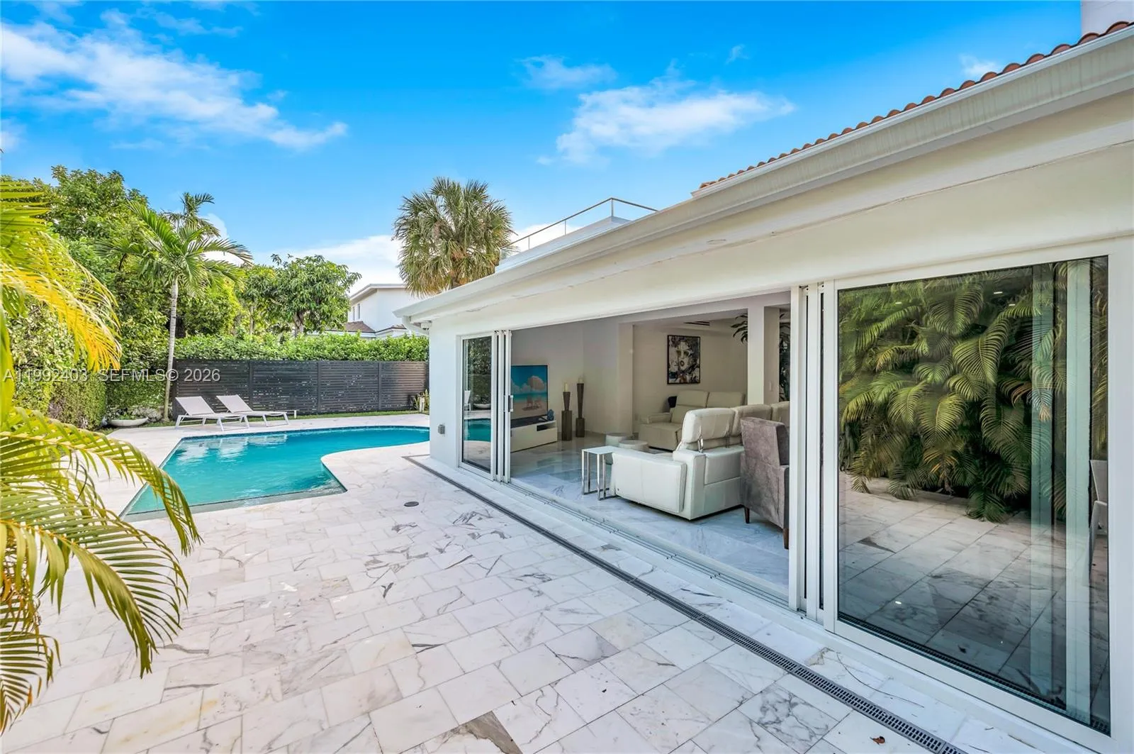 4321 Nautilus Dr, Miami Beach FL 33140
