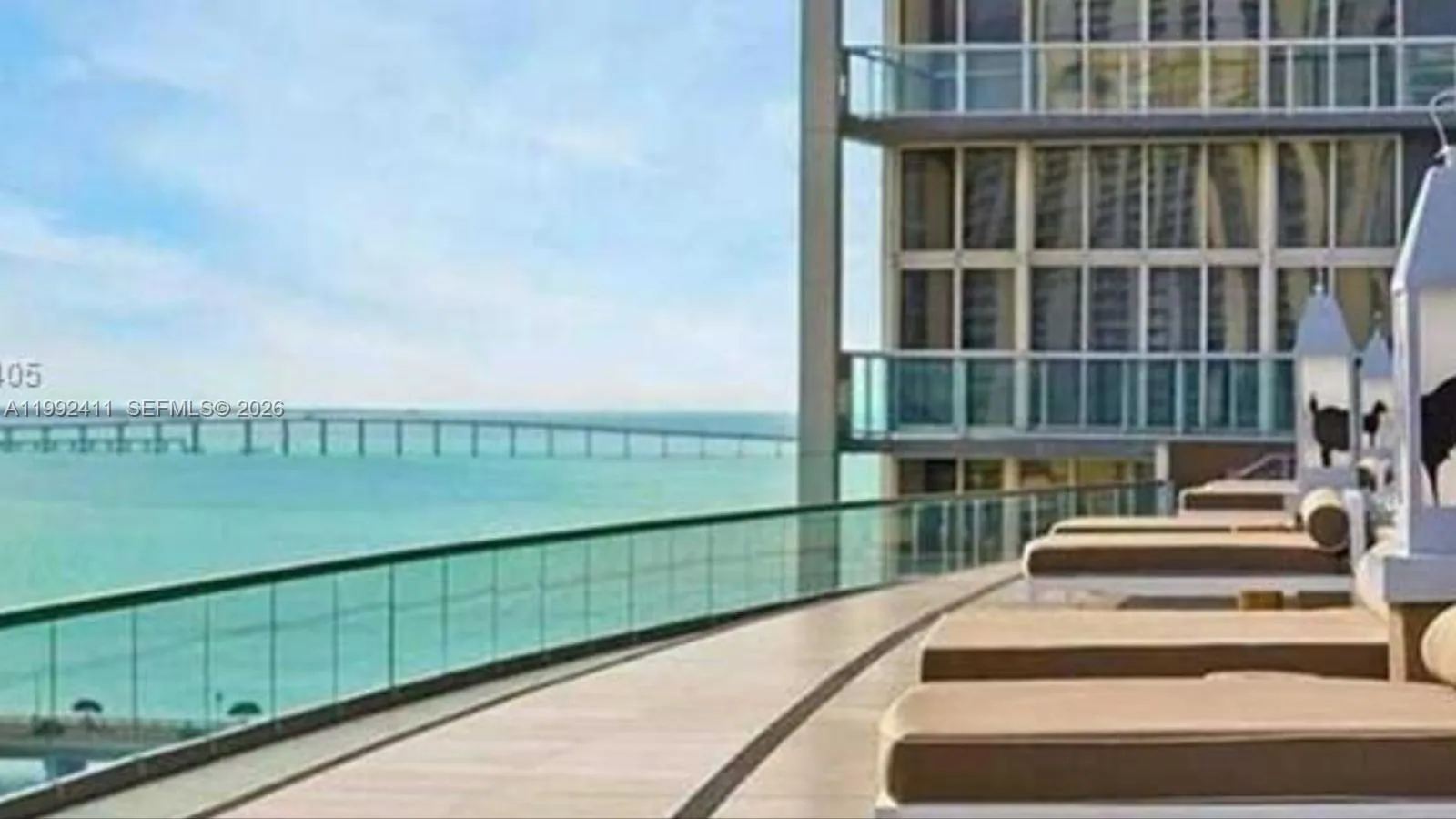 465 Brickell Ave # 5605, Miami FL 33131
