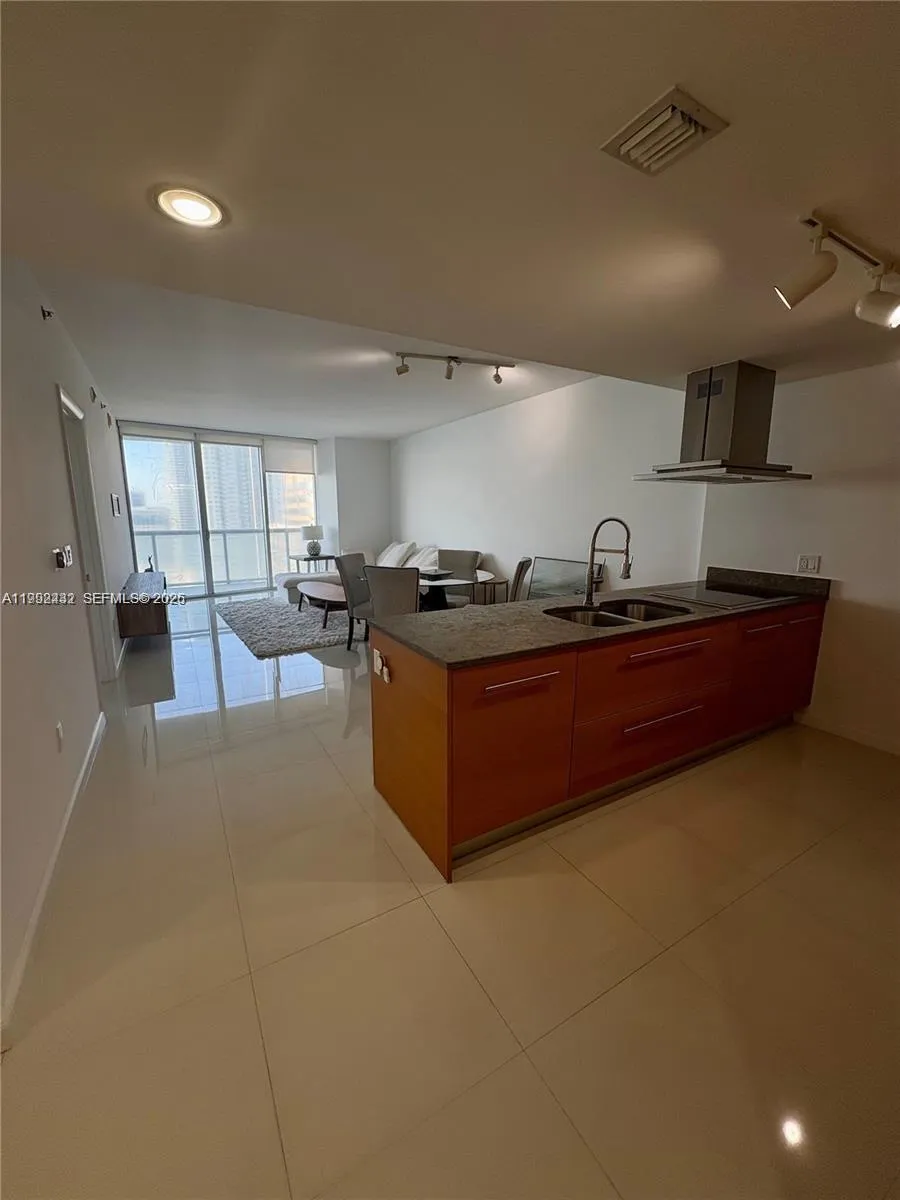 495 Brickell Ave # 3909, Miami FL 33131