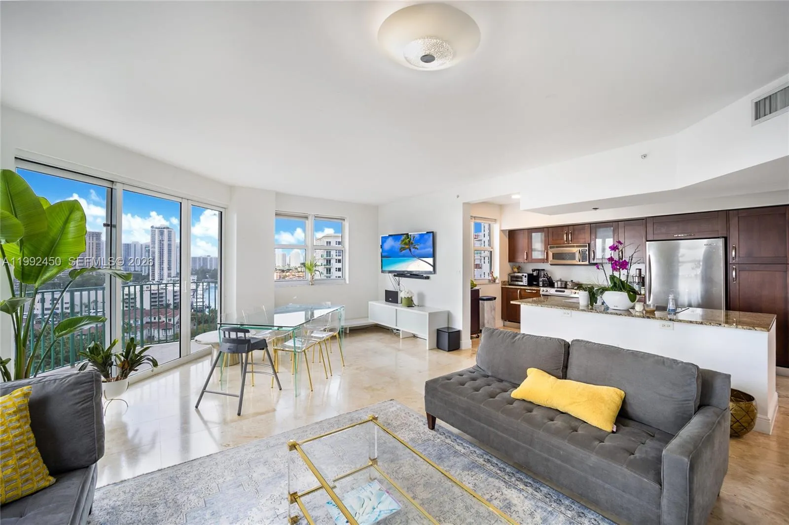 20000 E Country Club Dr # 1211, Aventura FL 33180