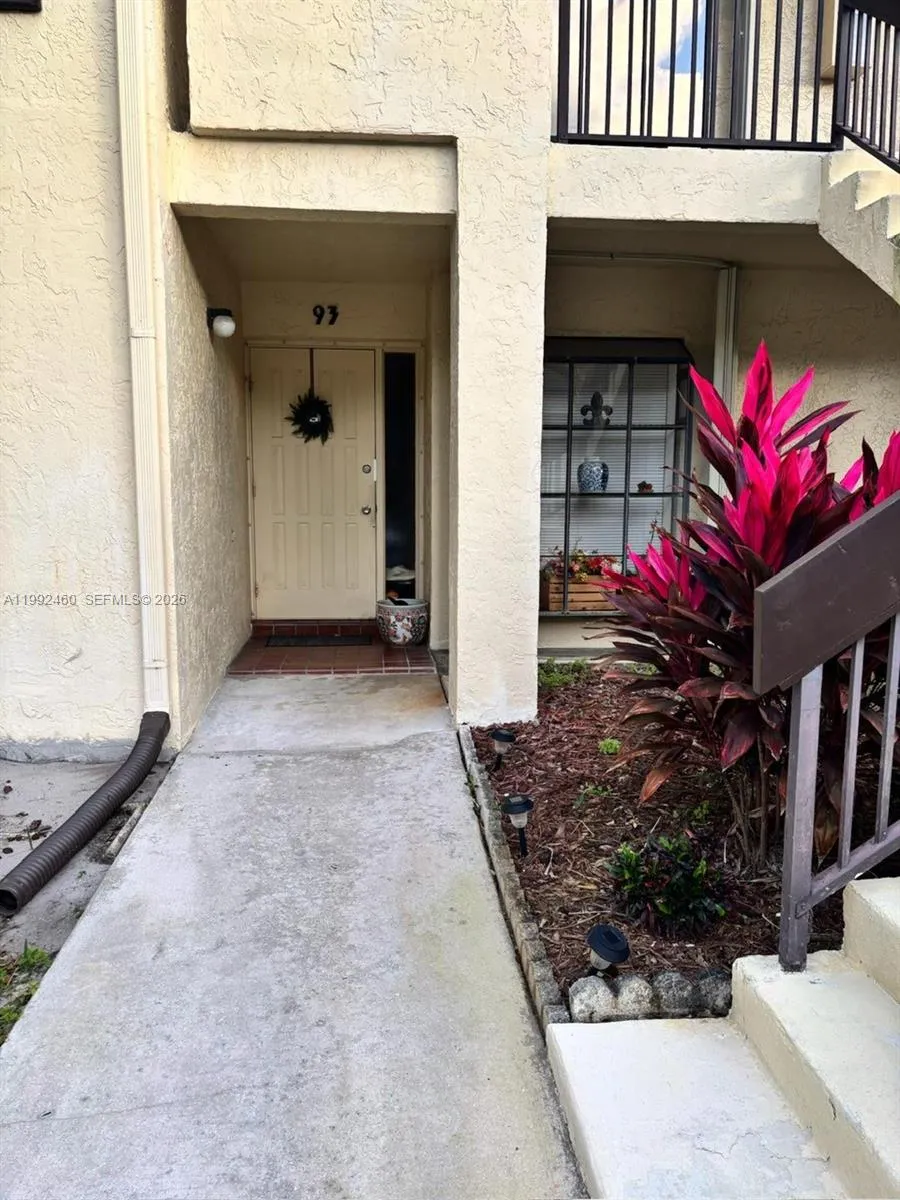2 bedroom 2 bath for sale at 1969 SW 15th St # 93, Deerfield Beach FL 33442