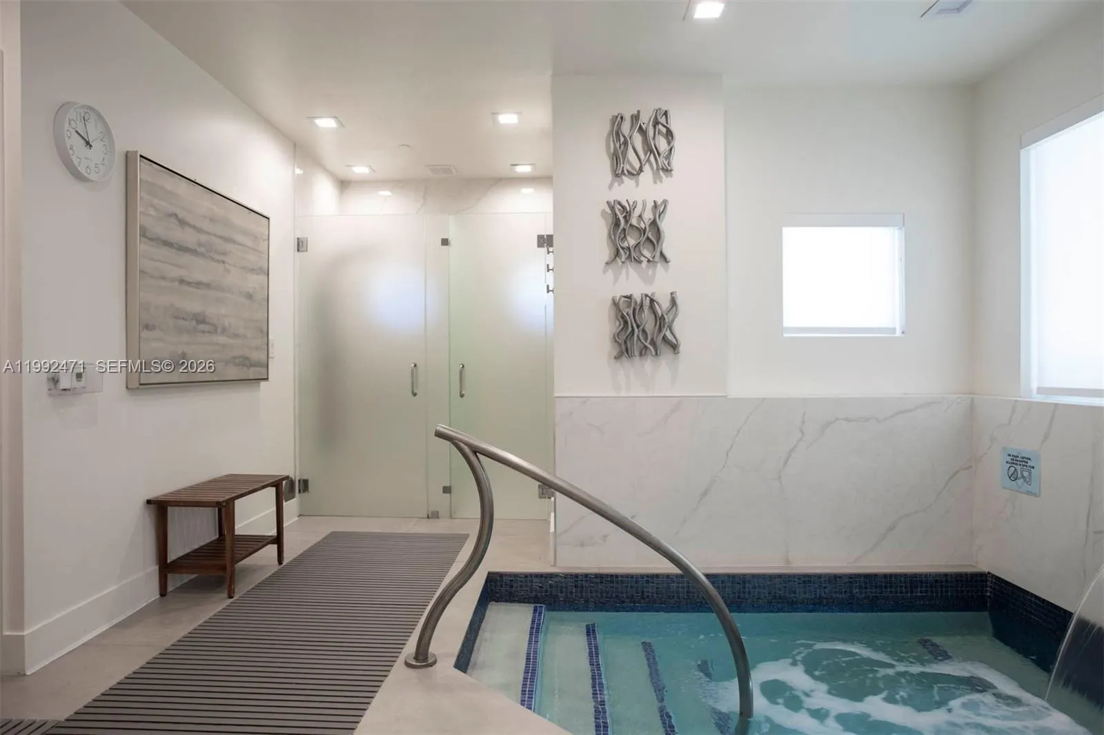 4779 Collins Ave # 808, Miami Beach FL 33140