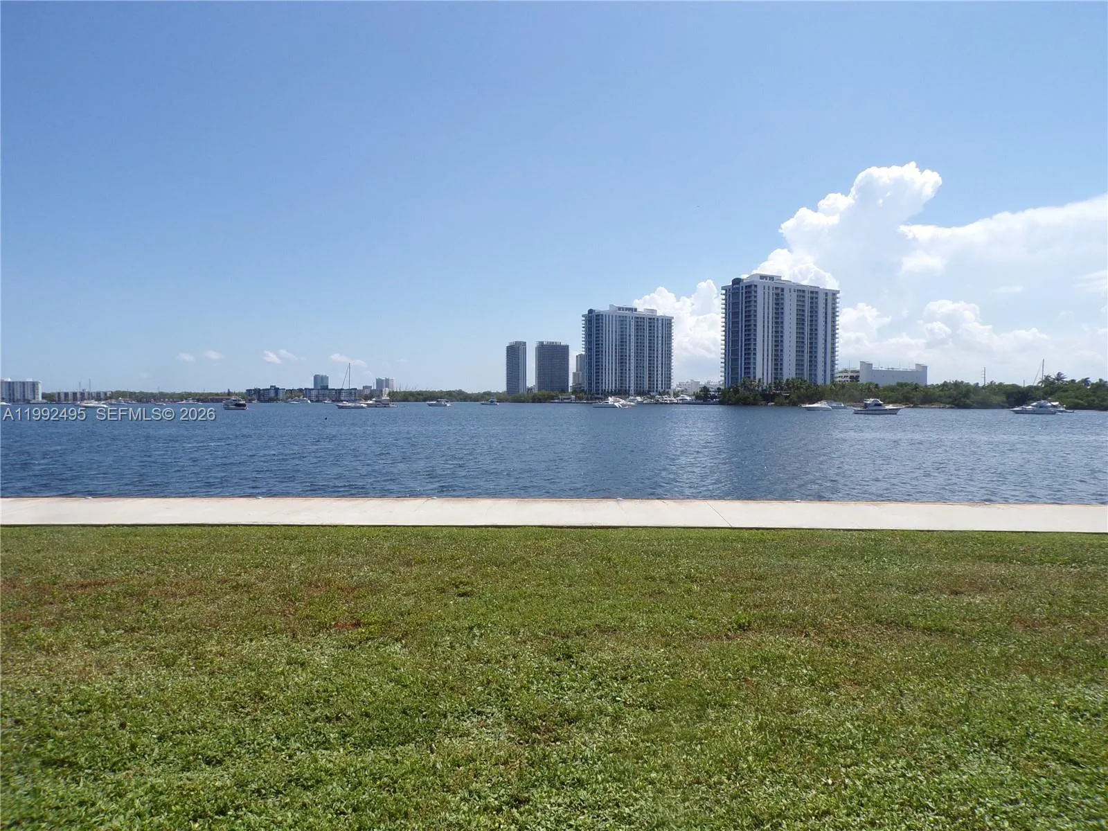 2920 Point East Dr # N111, Aventura FL 33160