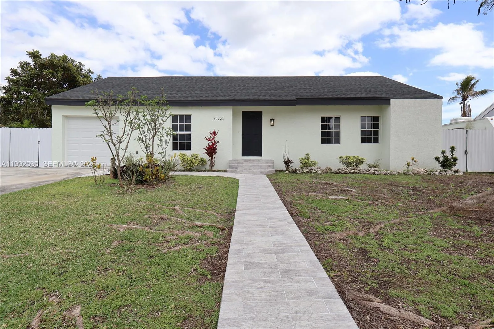 3 bedroom 2 bath for sale at 20723 SW 119th Pl, Miami FL 33177