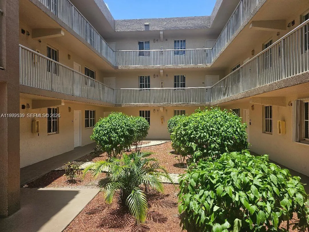 6155 NW 186th St # 207, Hialeah FL 33015