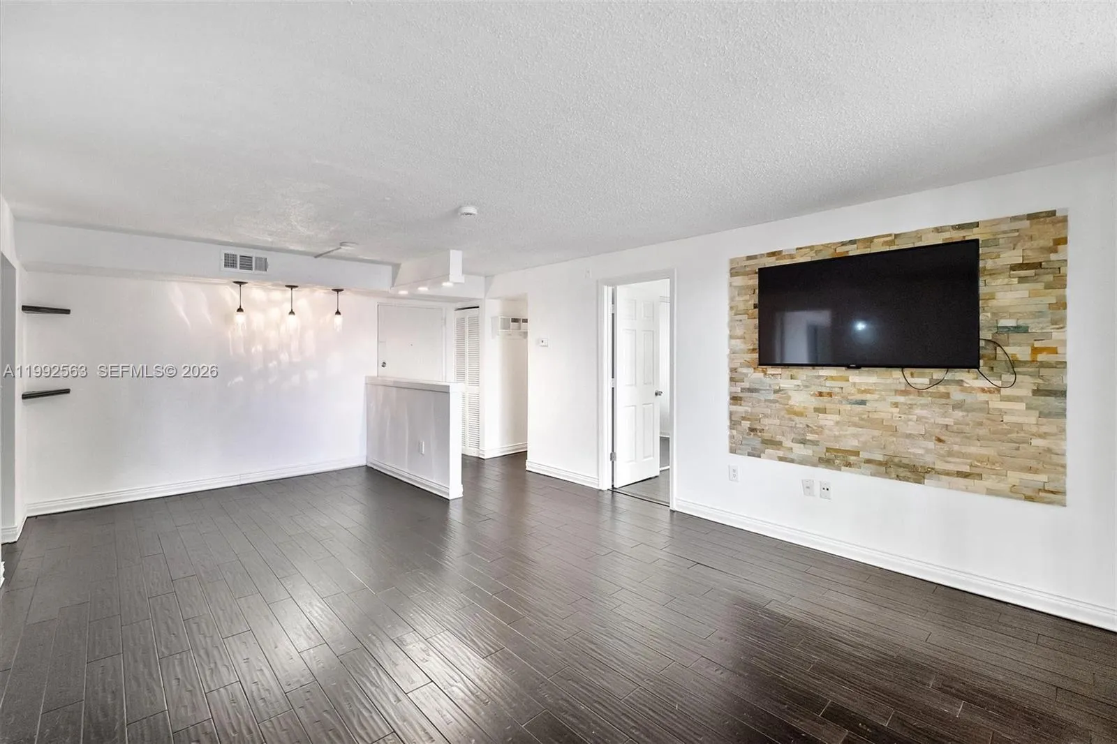 2 bedroom 1 bath for rent at 1720 NW N River Dr # 211, Miami FL 33125