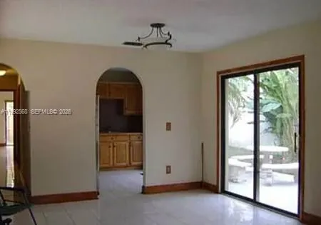 7010 SW 103rd Pl, Miami FL 33173